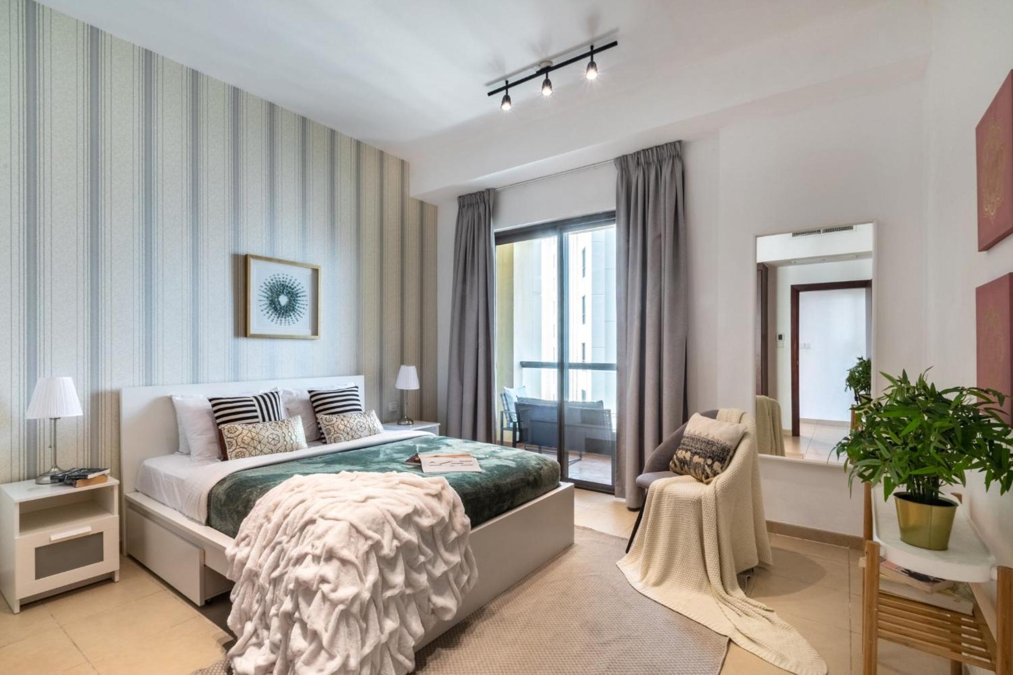 The Smart Concierge - Bahar 1 Apartment Dubai